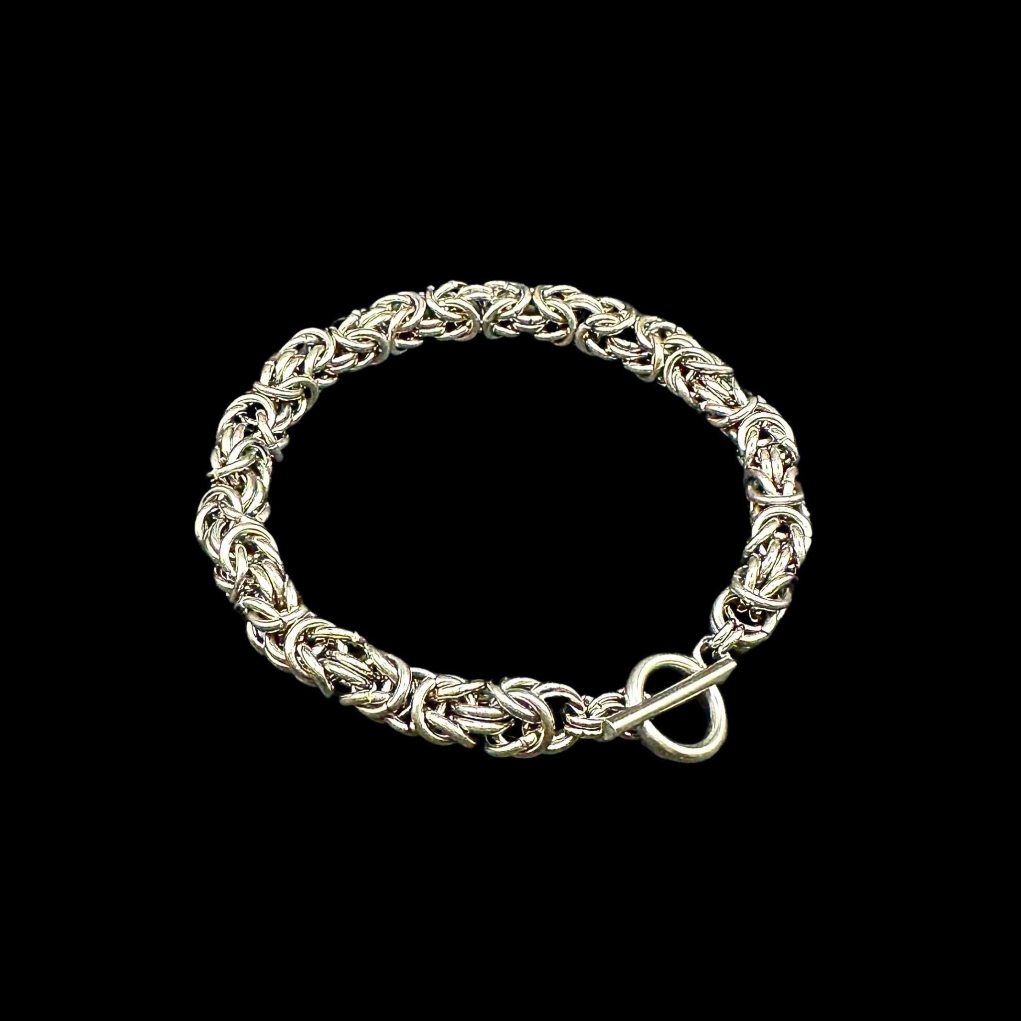 Byzantine bracelet with toggle clasp